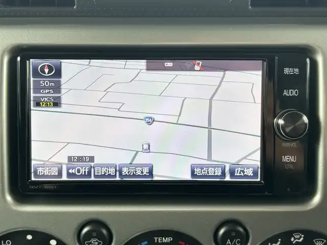トヨタ ＦＪクルーザー 群馬県 2011(平23)年 12.3万km グレーメタリック/ホワイト 4WD/純正SDナビ/（CD/DVD/Bluetooth/フルセグ）/バックカメラ/クルーズコントロール/アクティブトラクションコントロールシステム/ステアリングリモコン/ライトレベライザー/ETC/社外マフラー(ROSSOMODELLO)/純正マフラー積込み/純正フロアマット/純正ドアバイザー/Fコーナーセンサー/LED