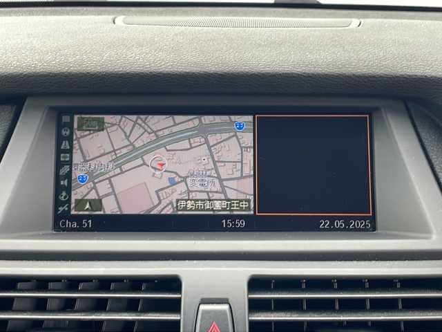 ＢＭＷ Ｘ５ xDrive30i Mスポーツ 三重県 2009(平21)年 10.5万km サファイアブラックP 純正ナビ　/バックカメラ　/クルーズコントロール　/オートライト　/ＨＩＤヘッドライト　/フォグライト　/ダウンヒルアシストコントロール/電動調性ステアリング　ブ/レーキホールド　/メモリ付パワーシート　/電格ミラー