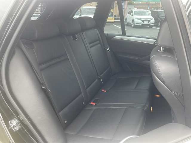ＢＭＷ Ｘ５ xDrive30i Mスポーツ 三重県 2009(平21)年 10.5万km サファイアブラックP 純正ナビ　/バックカメラ　/クルーズコントロール　/オートライト　/ＨＩＤヘッドライト　/フォグライト　/ダウンヒルアシストコントロール/電動調性ステアリング　ブ/レーキホールド　/メモリ付パワーシート　/電格ミラー