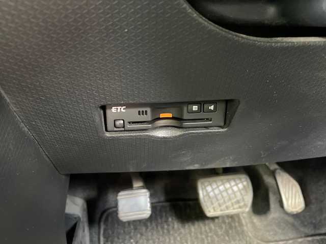 ダイハツ タント カスタム RS 神奈川県 2019(令1)年 10.7万km パールブラック ワンオーナー /純正9インチナビ【NSZN-Y70DS】/・DTV/CD/DVD/ラジオ/BT/全方位カメラ/コーナーセンサー	/ハーフレザーシート/前席シートヒーター/スマートアシスト/パーキングアシスト/レーンキープコントロール/クルーズコントロール/両側パワースライドドア	/ビルトインETC		/純正LEDヘッドライト/オートライト	/プッシュEgスタート/ストップ/スマートキー×2	/サイド/カーテンエアバック	/純正15インチAW/ドアバイザー/純正フロアマット/取扱説明書/ナビ取扱説明書/新車時保証書