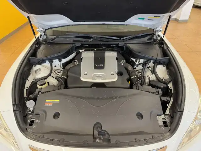 日産 フーガ 250GT 群馬県 2011(平23)年 7.8万km クリスタルホワイトパール レザーシート/純正ナビ/（AM/FM/CD/DVD/BT）/フルセグTV/バックカメラ/ビルトインETC/前席シートヒーター/シートクーラー/前席パワーシート/D席メモリーシート/ステアリングスイッチ/クルーズコントロール/スマートキー/スペアタイヤ