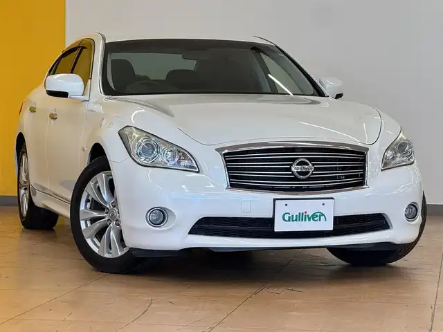 日産 フーガ 250GT 群馬県 2011(平23)年 7.8万km クリスタルホワイトパール レザーシート/純正ナビ/（AM/FM/CD/DVD/BT）/フルセグTV/バックカメラ/ビルトインETC/前席シートヒーター/シートクーラー/前席パワーシート/D席メモリーシート/ステアリングスイッチ/クルーズコントロール/スマートキー/スペアタイヤ