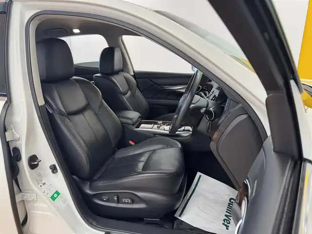 日産 フーガ 250GT 群馬県 2011(平23)年 7.8万km クリスタルホワイトパール レザーシート/純正ナビ/（AM/FM/CD/DVD/BT）/フルセグTV/バックカメラ/ビルトインETC/前席シートヒーター/シートクーラー/前席パワーシート/D席メモリーシート/ステアリングスイッチ/クルーズコントロール/スマートキー/スペアタイヤ