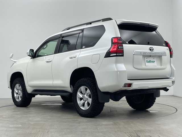 トヨタ ランドクルーザー プラド TX 三重県 2019(平31)年 4.5万km ホワイトパールクリスタルシャイン /ＪＡＯＳフロントスキッドバー　//ＪＡＯＳリフトアップスプリング（約１.5インチ）　//９インチフローティングナビ　//Bluetooth//フルセグTV//CV、DVD //バックカメラ　//ルーフレール　//レーダークルーズコントロール//前側ドラレコ//ETC　　//オートハイビーム　//セーフティセンス　//ヘッドライトクリーナー　//センターデフロック