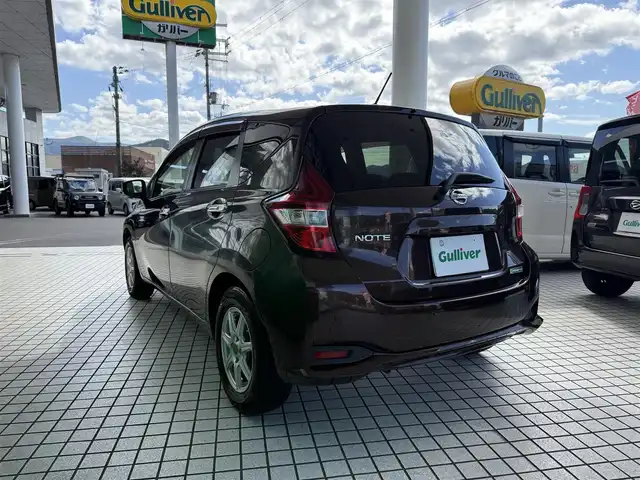 日産 ノート X DIG－S 京都府 2017(平29)年 12.2万km インペリアルアンバーP ワンオーナー/インテリジェントエマジェンシーブレーキ/車線逸脱警報/純正メモリーナビ、地デジ、Bluetooth/アラウンドビューモニター/インテリジェントルームミラー/ステアリグスイッチ/オートライト/ETC/LEDヘッドランプ/保証書/取扱説明書/スペアキー