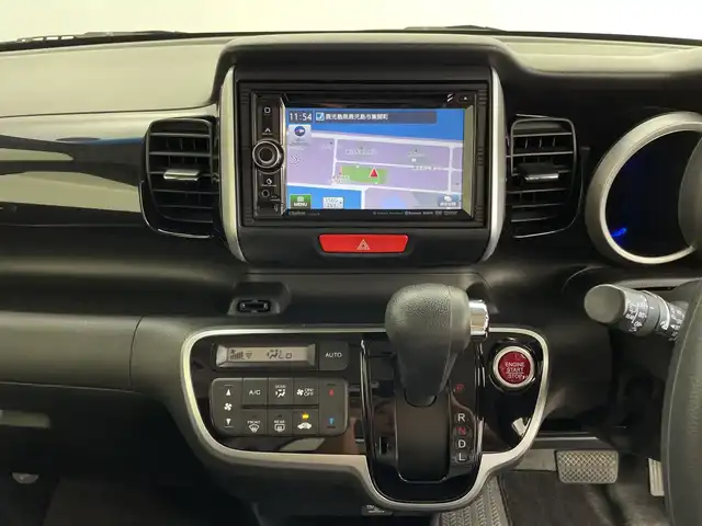 ホンダ Ｎ ＢＯＸ カスタム G SSパッケージ 鹿児島県 2015(平27)年 6.8万km プレミアムベルベットパープル・パール あんしんパッケージ/社外SDナビ/DVD再生可/ワンセグTV/両側電動スライドドア/ステアリングスイッチ/HIDヘッドライト/オートライトコントロール/リアサンシェード/純正14インチアルミホイール/スマートキー×2/エンジンプッシュスタート/純正フロアマット