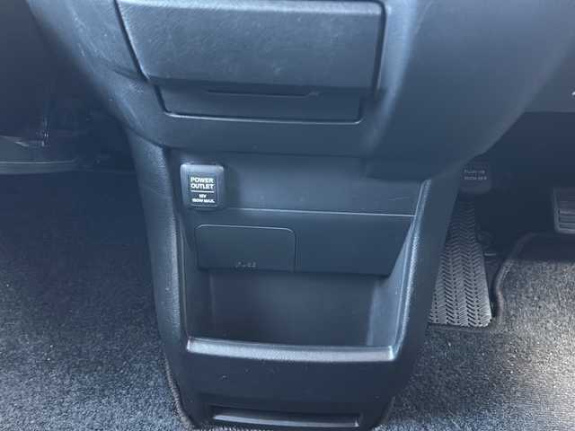 ホンダ ステップワゴン スパーダ Z クールスピリット 静岡県 2014(平26)年 10.2万km プレミアムスパークルブラックパール 純正メモリナビ/・CD/・DVD/・フルセグＴＶ/・AM/・FM/主要装備/・両側パワスラ/・衝突軽減/・横滑り防止装置/・クルコン/・MTモード付/・バックカメラ/・ビルトインＥＴＣ/・ハーフレザーシート/・純正フロアマット/・純正アルミホイール/・キセノンヘッドライト/・オートライト/・スマートキー/・スペアキー1本