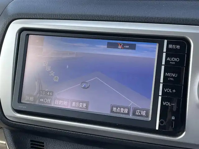 トヨタ ヴィッツ F 宮崎県 2015(平27)年 4.6万km ゴールドマイカM 純正ナビ/ワンセグTV/バックカメラ/ビルトインETC/横滑り防止装置/アイドリングストップ機能/SRSエアバッグ/LEDリアコンビネーションランプ/ファブリックシート/ヘッドライトレベライザー/コーナーポール/リモコンキー/禁煙車
