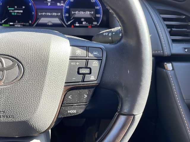 トヨタ アルファードハイブリット Z 愛知県 2023(令5)年 1.5万km プラチナホワイトパールマイカ ・禁煙車/・ワンオーナー/・純正ナビ/フルセグTV/・純正フリップダウンモニター/・Bluetooth/HDMI/USB/・セーフティセンス/・レーダークルーズ/・プリクラッシュセーフティ/・ブラインドスポットモニター/・クリアランスソナー/・LEDオートライト/・フォグランプ/・ステアスイッチ/・両側パワースライドドア/・パワーバックドア/・純正１８インチアルミ/・前後ドライブレコーダー/・デジタルインナーミラー/・ハンドルヒーター/・ECO/EVモード/・電動格納ミラーウインカー/・新車保証書/取扱説明書/・スペアキー