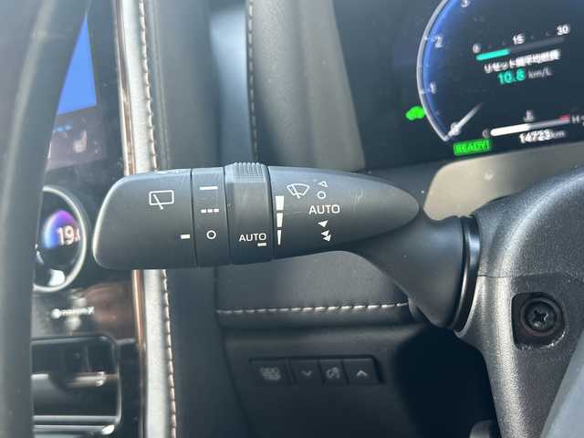 トヨタ アルファードハイブリット Z 愛知県 2023(令5)年 1.5万km プラチナホワイトパールマイカ ・禁煙車/・ワンオーナー/・純正ナビ/フルセグTV/・純正フリップダウンモニター/・Bluetooth/HDMI/USB/・セーフティセンス/・レーダークルーズ/・プリクラッシュセーフティ/・ブラインドスポットモニター/・クリアランスソナー/・LEDオートライト/・フォグランプ/・ステアスイッチ/・両側パワースライドドア/・パワーバックドア/・純正１８インチアルミ/・前後ドライブレコーダー/・デジタルインナーミラー/・ハンドルヒーター/・ECO/EVモード/・電動格納ミラーウインカー/・新車保証書/取扱説明書/・スペアキー