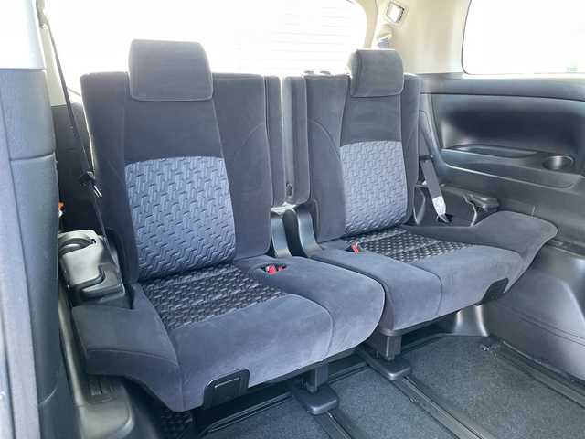 トヨタ アルファード S Aパッケージ 道央・札幌 2015(平27)年 7.5万km ホワイトパールクリスタルシャイン ４WD/純正SDナビ/純正フリップダウンモニター/横滑り防止装置/クルーズコントロール/クリアランスソナー/バックカメラ/ビルトインETC/アイドリングストップ/ECOMODE/両側パワースライドドア/N席/２列目オットマン/革巻きステアリング/ステアリングリモコン/AC100V/電動パーキング/ブレーキホールド/MTモード付AT/プッシュスタート/スマートキー/LEDヘッドライト/オートライト/フォグランプ/電動格納ミラー/ウィンカーミラー/ドアバイザー/スペアキー