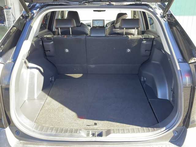 トヨタ ＲＡＶ４ アドベンチャー 京都府 2019(令1)年 5.1万km アティチュードブラックマイカ 純正９インチナビ　Ｂｌｕｅｔｏｏｔｈオーディオ　ＤＶＤ再生　フルセグ　バックカメラ　プリクラッシュ　レーダークルーズ　クリアランスソナー　ＬＥＤライト　ビルトインＥＴＣ　黒革エアシート　禁煙車