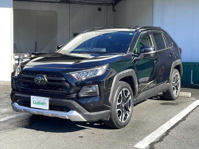 トヨタ ＲＡＶ４ アドベンチャー 京都府 2019(令1)年 5.1万km アティチュードブラックマイカ 純正９インチナビ　Ｂｌｕｅｔｏｏｔｈオーディオ　ＤＶＤ再生　フルセグ　バックカメラ　プリクラッシュ　レーダークルーズ　クリアランスソナー　ＬＥＤライト　ビルトインＥＴＣ　黒革エアシート　禁煙車