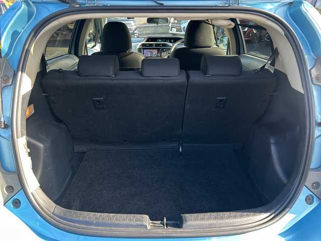 トヨタ アクア S 東京都 2012(平24)年 17万km クールソーダメタリック 純正SDナビ（NSCT-W61）/・TV/DVD/CD/AUX/バックカメラ/盗難防止装置/オートライト/オートエアコン/電動格納ミラー/ドアバイザー/スペアキー1本/ETC/取扱説明書