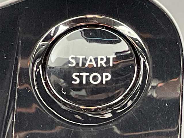 日産 ノート X 岐阜県 2024(令6)年 2.2万km ピュアホワイトパール エマージェンシーブレーキ/KENWOODナビ/（CD/DVD/Bluetooth/SD）/ステアリングスイッチ/プッシュスタート/スマートキー/スペアキー/電子パーキングブレーキ/オートホールド/オートLEDヘッドライト/前方ドライブレコーダー