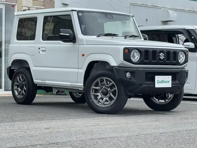 スズキ ジムニー XC 徳島県 2024(令6)年 0.1万km未満 ピュアホワイトP スズキセーフティサポート/盗難防止措置/クルーズコントロール/ダウンアシストコントロール/４WD/ターボエンジン/シートヒーター（D/N席）/オートライト/スマートキー/フォグライト/LEDヘッドライト/プッシュスタート