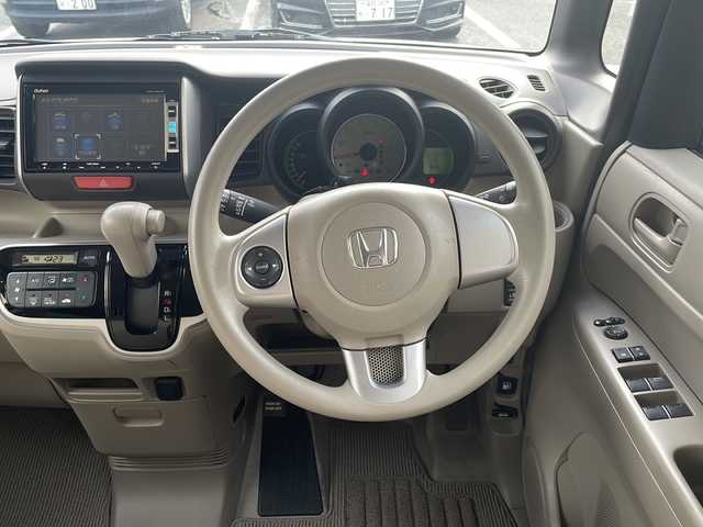 ホンダ Ｎ ＢＯＸ G Lパッケージ 京都府 2012(平24)年 5.5万km プレミアムホワイトパール 純正メモリナビ　ワンセグ　ＤＶＤ再生　バックカメラ　左側パワースライドドア　スマートキー　ＥＴＣ　横滑り防止装置　社外１３インチアルミ　オートエアコン　純正フロアマット　ダブルエアバッグ　禁煙車