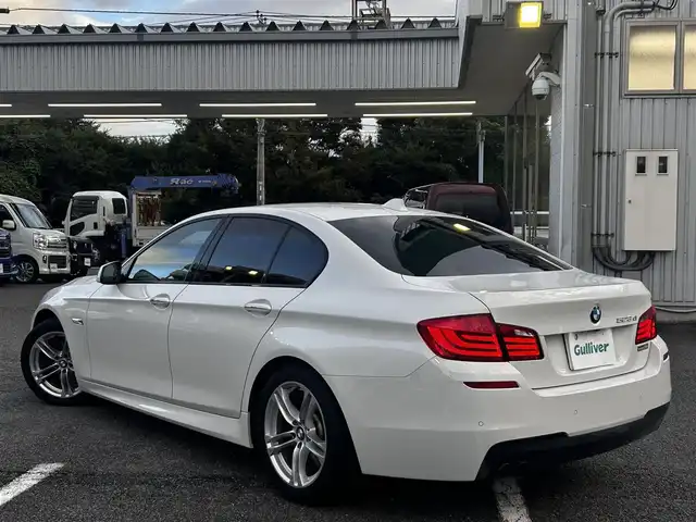 ＢＭＷ ５２３ｄ ブルーパフォーマンス Mスポーツ 静岡県 2013(平25)年 9.6万km アルピンホワイトⅢ ユーザー買取車両/純正ナビ/　【CD/DVD/BT/地デジTV】/純正18インチAW/純正LEDヘッドライト/クルーズコントロール/パドルシフト/パワーシート/バックカメラ/クルーズコントロール/電動パーキングブレーキ/オートホールド/ドライブレコーダー/スマートキー/プッシュスタート/新車時保証書/取扱説明書/スペアキー×1