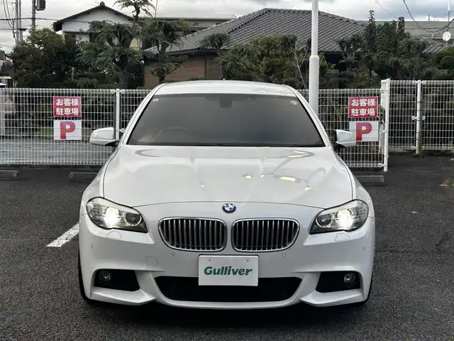 ＢＭＷ ５２３ｄ ブルーパフォーマンス Mスポーツ 静岡県 2013(平25)年 9.6万km アルピンホワイトⅢ ユーザー買取車両/純正ナビ/　【CD/DVD/BT/地デジTV】/純正18インチAW/純正LEDヘッドライト/クルーズコントロール/パドルシフト/パワーシート/バックカメラ/クルーズコントロール/電動パーキングブレーキ/オートホールド/ドライブレコーダー/スマートキー/プッシュスタート/新車時保証書/取扱説明書/スペアキー×1