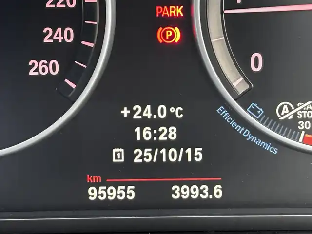 ＢＭＷ ５２３ｄ ブルーパフォーマンス Mスポーツ 静岡県 2013(平25)年 9.6万km アルピンホワイトⅢ ユーザー買取車両/純正ナビ/　【CD/DVD/BT/地デジTV】/純正18インチAW/純正LEDヘッドライト/クルーズコントロール/パドルシフト/パワーシート/バックカメラ/クルーズコントロール/電動パーキングブレーキ/オートホールド/ドライブレコーダー/スマートキー/プッシュスタート/新車時保証書/取扱説明書/スペアキー×1