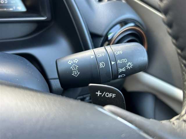 マツダ ＣＸ－３ 15S スーパー エッジー 愛知県 2023(令5)年 1.1万km ベージュⅡ ワンオーナー/純正ナビ/AMFM/CD/DVD/USB/BT/フルセグ/AUX/全方位カメラ/ETC/パドルシフト/前後ドライブレコーダー/レーダー探知機/ハーフレザーシート/パワーシート/シートヒーター/メモリシート/ステアリングヒーター/クリアランスソナー/ACC/SCBS/BSM/LDA/HUD/純正18インチAW/LEDヘッドライト/純正フロアマット/ISOFIX/保証書/取扱説明書/スペアキー