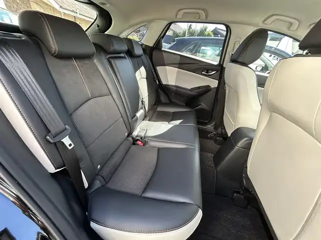マツダ ＣＸ－３ 15S スーパー エッジー 愛知県 2023(令5)年 1.1万km ベージュⅡ ワンオーナー/純正ナビ/AMFM/CD/DVD/USB/BT/フルセグ/AUX/全方位カメラ/ETC/パドルシフト/前後ドライブレコーダー/レーダー探知機/ハーフレザーシート/パワーシート/シートヒーター/メモリシート/ステアリングヒーター/クリアランスソナー/ACC/SCBS/BSM/LDA/HUD/純正18インチAW/LEDヘッドライト/純正フロアマット/ISOFIX/保証書/取扱説明書/スペアキー