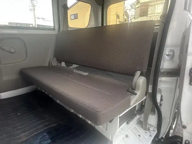 スズキ エブリイ PC 滋賀県 2020(令2)年 4.8万km スペリアホワイト (株)IDOMが運営する【じしゃロン草津店】の自社ローン専用車両になりますこちらは現金またはオートローンご利用時の価格です。自社ローンご希望の方は別途その旨お申付け下さい