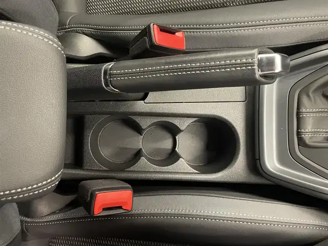 アウディ Ａ１ SB 35TFSI Sライン 岡山県 2020(令2)年 3.8万km グレイシアホワイトメタリック Sラインインテリアプラスパッケージ/アシスタンスパッケージ/コントラストルーフ/スマートフォンインターフェイス/ナビゲーションパッケージ/リアカメラ/Bluetooth/LEDヘッドライト/ハーフレザーシート/シートヒーター/ヴァーチャルコックピット/プッシュスタート/ETC/アップルカープレイ/アンドロイドオート/ドラレコ（F/R）/PDC/アウディプレセンス/アダプティブドライブアシスト/レーン逸脱警告/レインセンサー