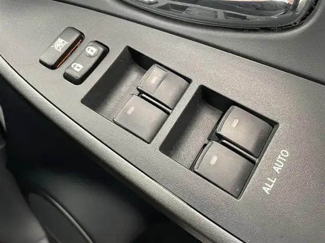 トヨタ ＲＡＶ４ スタイル 千葉県 2010(平22)年 10.7万km ホワイトパールクリスタルシャイン ワンオーナー/純正ナビ/・CD/DVD/TV/FM/AM/純正フロアマット/スマートキー/電動格納ミラー/ユーティリティネット/ETC/保証書/スペアキー