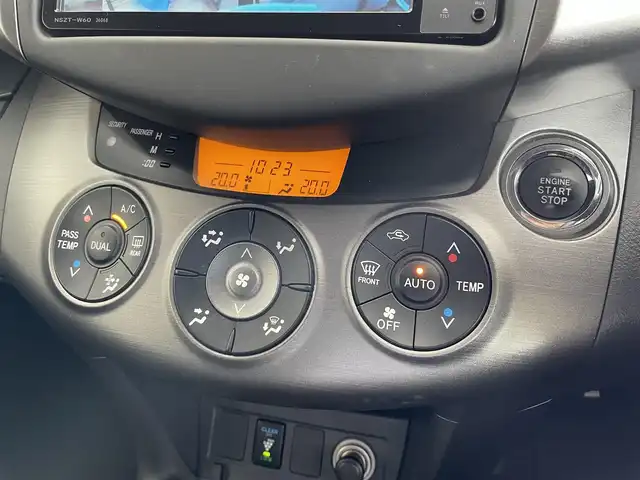 トヨタ ＲＡＶ４ スタイル 千葉県 2010(平22)年 10.7万km ホワイトパールクリスタルシャイン ワンオーナー/純正ナビ/・CD/DVD/TV/FM/AM/純正フロアマット/スマートキー/電動格納ミラー/ユーティリティネット/ETC/保証書/スペアキー