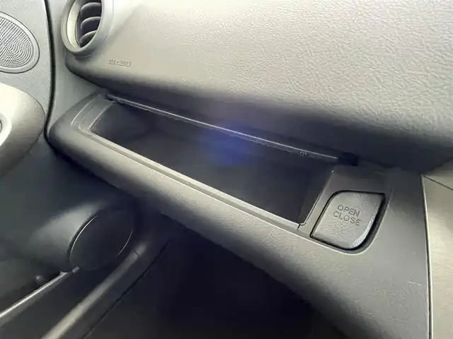 トヨタ ＲＡＶ４ スタイル 千葉県 2010(平22)年 10.7万km ホワイトパールクリスタルシャイン ワンオーナー/純正ナビ/・CD/DVD/TV/FM/AM/純正フロアマット/スマートキー/電動格納ミラー/ユーティリティネット/ETC/保証書/スペアキー