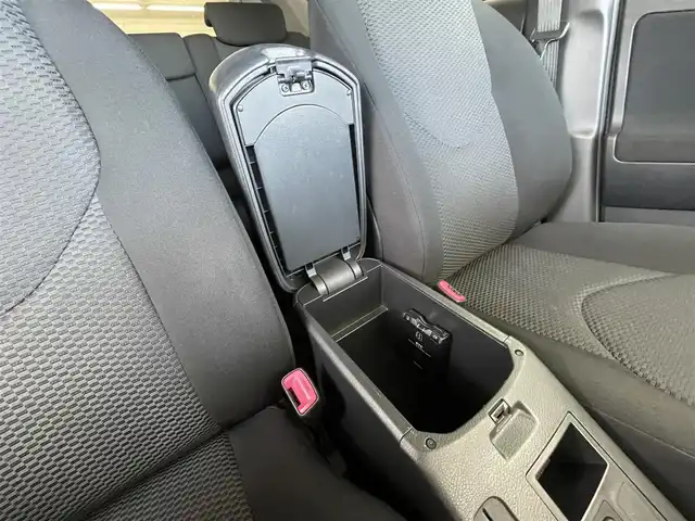 トヨタ ＲＡＶ４ スタイル 千葉県 2010(平22)年 10.7万km ホワイトパールクリスタルシャイン ワンオーナー/純正ナビ/・CD/DVD/TV/FM/AM/純正フロアマット/スマートキー/電動格納ミラー/ユーティリティネット/ETC/保証書/スペアキー
