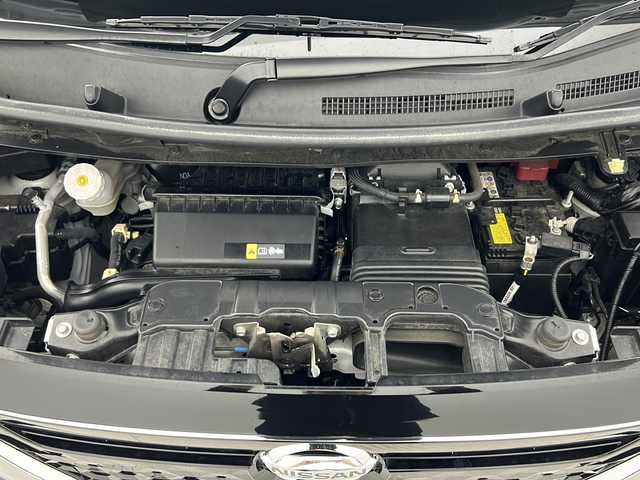 日産 ルークス HWS Gターボ アーバンクロム プロパイロットED 宮城県 2022(令4)年 6.1万km ホワイトパール プロパイロット/車線逸脱防止支援システム/エマージェンシーブレーキ/両側パワースライドドア/アラウンドビューカメラ/純正9型ナビ/・BT.SD.HDMI/フルセグTV/合皮シート/ビルトインETC/ドライブレコーダー(F)/革巻きステアリング/ステアリングスイッチ/プッシュスタート/スマートキー×２/電動パーキングアシスト/純正フロアマッド/純正アルミホイール/純正ドアバイザー/LEDヘッドライト/LEDフォグランプ/アイドリングストップ/横滑り防止機能/ロールサンシェード/シートバックテーブル