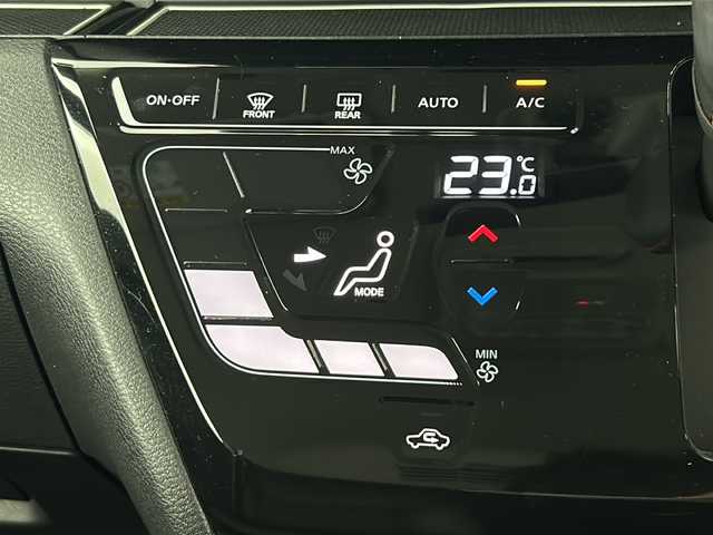 日産 ルークス HWS Gターボ アーバンクロム プロパイロットED 宮城県 2022(令4)年 6.1万km ホワイトパール プロパイロット/車線逸脱防止支援システム/エマージェンシーブレーキ/両側パワースライドドア/アラウンドビューカメラ/純正9型ナビ/・BT.SD.HDMI/フルセグTV/合皮シート/ビルトインETC/ドライブレコーダー(F)/革巻きステアリング/ステアリングスイッチ/プッシュスタート/スマートキー×２/電動パーキングアシスト/純正フロアマッド/純正アルミホイール/純正ドアバイザー/LEDヘッドライト/LEDフォグランプ/アイドリングストップ/横滑り防止機能/ロールサンシェード/シートバックテーブル