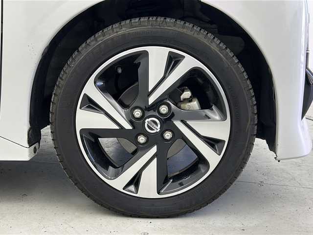 日産 ルークス HWS Gターボ アーバンクロム プロパイロットED 宮城県 2022(令4)年 6.1万km ホワイトパール プロパイロット/車線逸脱防止支援システム/エマージェンシーブレーキ/両側パワースライドドア/アラウンドビューカメラ/純正9型ナビ/・BT.SD.HDMI/フルセグTV/合皮シート/ビルトインETC/ドライブレコーダー(F)/革巻きステアリング/ステアリングスイッチ/プッシュスタート/スマートキー×２/電動パーキングアシスト/純正フロアマッド/純正アルミホイール/純正ドアバイザー/LEDヘッドライト/LEDフォグランプ/アイドリングストップ/横滑り防止機能/ロールサンシェード/シートバックテーブル