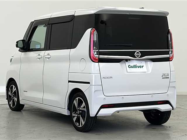 日産 ルークス HWS Gターボ アーバンクロム プロパイロットED 宮城県 2022(令4)年 6.1万km ホワイトパール プロパイロット/車線逸脱防止支援システム/エマージェンシーブレーキ/両側パワースライドドア/アラウンドビューカメラ/純正9型ナビ/・BT.SD.HDMI/フルセグTV/合皮シート/ビルトインETC/ドライブレコーダー(F)/革巻きステアリング/ステアリングスイッチ/プッシュスタート/スマートキー×２/電動パーキングアシスト/純正フロアマッド/純正アルミホイール/純正ドアバイザー/LEDヘッドライト/LEDフォグランプ/アイドリングストップ/横滑り防止機能/ロールサンシェード/シートバックテーブル