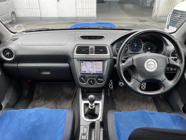 スバル インプレッサ ＷＲＸ STi プロドライブスタイル 神奈川県 2002(平14)年 11.7万km WRブルーマイカ ルーフベンチレータ/電動格納ミラー/ヘッドライトレべライザー/STIマフラー/ケンウッドツイーター/STIタワーバー/ラリー風バンパー/リモコンキー/スペアキー/HIDライト/ETC/純正フロアマット/純正ヘッドライトガーニッシュ