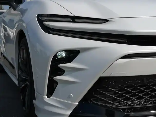 トヨタ クラウン スポーツ Z 茨城県 2024(令6)年 0.4万km プレシャスホワイトパール 純正ナビ/【ラジオ・TV・BT・USB】/ガラスルーフ/パワーシート/シートメモリ/シートヒーター/エアシート/パーキングアシスト/ワイヤレス充電/BSM/HUD/100V電源/レーダークルコン/ETC2.0/全方位カメラ/前後コーナーセンサー/デジタルインナーミラー/電動リアゲート