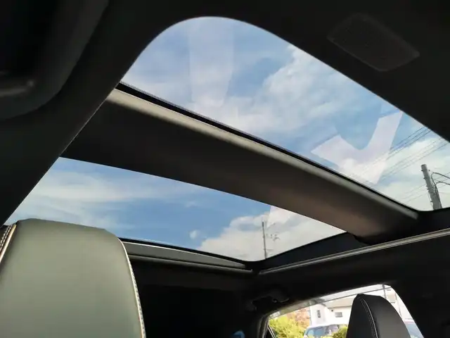 トヨタ クラウン スポーツ Z 茨城県 2024(令6)年 0.4万km プレシャスホワイトパール 純正ナビ/【ラジオ・TV・BT・USB】/ガラスルーフ/パワーシート/シートメモリ/シートヒーター/エアシート/パーキングアシスト/ワイヤレス充電/BSM/HUD/100V電源/レーダークルコン/ETC2.0/全方位カメラ/前後コーナーセンサー/デジタルインナーミラー/電動リアゲート