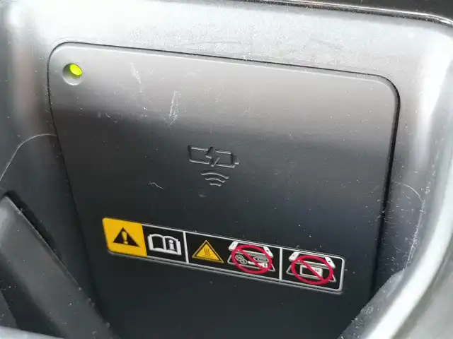 トヨタ クラウン スポーツ Z 茨城県 2024(令6)年 0.4万km プレシャスホワイトパール 純正ナビ/【ラジオ・TV・BT・USB】/ガラスルーフ/パワーシート/シートメモリ/シートヒーター/エアシート/パーキングアシスト/ワイヤレス充電/BSM/HUD/100V電源/レーダークルコン/ETC2.0/全方位カメラ/前後コーナーセンサー/デジタルインナーミラー/電動リアゲート