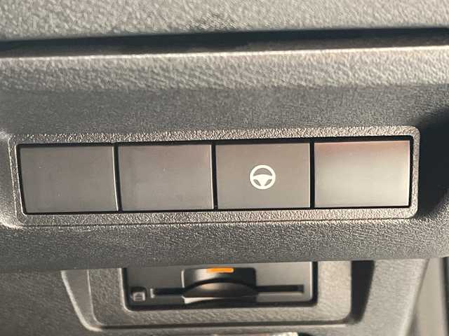 日産 オーラ G レザーエディション 岐阜県 2021(令3)年 4.3万km ピュアホワイトパール BOSEサウンドシステム/アラウンドビューモニター/プロパイロット/純正ナビ/フルセグテレビ/ETC2.0/AppleCarPlay/AndroidAuto/Bluetooth/USB/iPod/デジタルインナーミラー/ブラインドスポットモニター/置くだけ充電/LEDヘッドライト/オートマチックハイビーム/革シート/純正フロアマット/エマージェンシーブレーキ/前後コーナーセンサー/アンチブレーキシステム/横滑り防止装置/盗難防止装置/インテリジェントキー