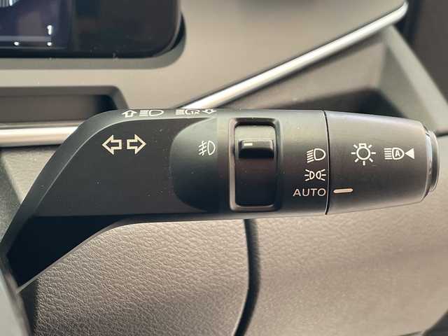 日産 オーラ G レザーエディション 岐阜県 2021(令3)年 4.3万km ピュアホワイトパール BOSEサウンドシステム/アラウンドビューモニター/プロパイロット/純正ナビ/フルセグテレビ/ETC2.0/AppleCarPlay/AndroidAuto/Bluetooth/USB/iPod/デジタルインナーミラー/ブラインドスポットモニター/置くだけ充電/LEDヘッドライト/オートマチックハイビーム/革シート/純正フロアマット/エマージェンシーブレーキ/前後コーナーセンサー/アンチブレーキシステム/横滑り防止装置/盗難防止装置/インテリジェントキー