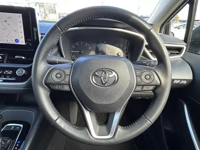 トヨタ カローラ G 福島県 2023(令5)年 4.8万km アティチュードブラックマイカ トヨタセーフティセンス/・衝突被害軽減ブレーキ/・車線維持支援/・レーダークルーズコントロール/・オートマチックハイビーム/・ロードサインアシスト/純正ディスプレイオーディオ/【フルセグTV/Bluetooth/Miracast】/・Tコネクトナビ/ステアリングリモコン/バックカメラ/ビルトインETC/LEDヘッドライト/・オートライト/純正フロアマット/スマートキー/・プッシュスタート/社外15インチアルミホイール