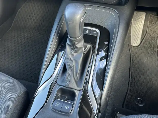 トヨタ カローラ G 福島県 2023(令5)年 4.8万km アティチュードブラックマイカ トヨタセーフティセンス/・衝突被害軽減ブレーキ/・車線維持支援/・レーダークルーズコントロール/・オートマチックハイビーム/・ロードサインアシスト/純正ディスプレイオーディオ/【フルセグTV/Bluetooth/Miracast】/・Tコネクトナビ/ステアリングリモコン/バックカメラ/ビルトインETC/LEDヘッドライト/・オートライト/純正フロアマット/スマートキー/・プッシュスタート/社外15インチアルミホイール