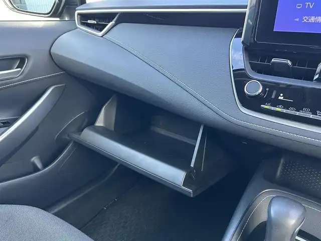 トヨタ カローラ G 福島県 2023(令5)年 4.8万km アティチュードブラックマイカ トヨタセーフティセンス/・衝突被害軽減ブレーキ/・車線維持支援/・レーダークルーズコントロール/・オートマチックハイビーム/・ロードサインアシスト/純正ディスプレイオーディオ/【フルセグTV/Bluetooth/Miracast】/・Tコネクトナビ/ステアリングリモコン/バックカメラ/ビルトインETC/LEDヘッドライト/・オートライト/純正フロアマット/スマートキー/・プッシュスタート/社外15インチアルミホイール