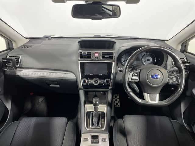 スバル レヴォーグ 1．6GT－S アイサイト 神奈川県 2015(平27)年 5.8万km クリスタルホワイトP ＳＴｉエアロ（Ｆ／Ｓ／Ｒ）/アドバンスドセーフティＰＫＧ/社外グリル/社外７型ナビ/Ｂカメラ/左サイドカメラ/フルセグＴＶ/Ｂｌｕｅｔｏｏｔｈ/アイサイト/前席パワーシート/ＡＣＣ/ＥＴＣ/純正１８インチアルミ/ワンオーナー