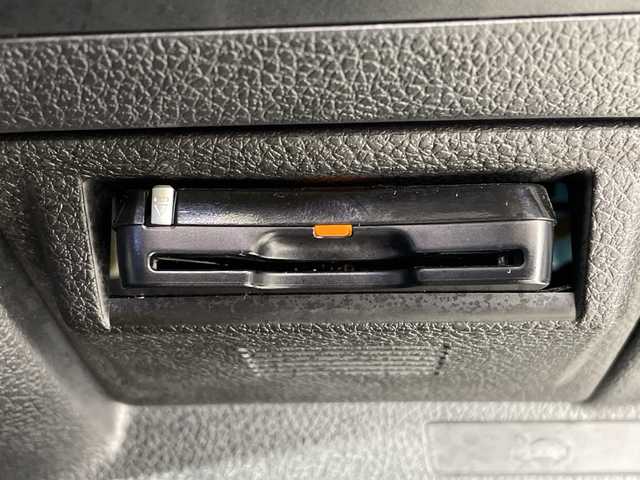 スバル レヴォーグ 1．6GT－S アイサイト 神奈川県 2015(平27)年 5.8万km クリスタルホワイトP ＳＴｉエアロ（Ｆ／Ｓ／Ｒ）/アドバンスドセーフティＰＫＧ/社外グリル/社外７型ナビ/Ｂカメラ/左サイドカメラ/フルセグＴＶ/Ｂｌｕｅｔｏｏｔｈ/アイサイト/前席パワーシート/ＡＣＣ/ＥＴＣ/純正１８インチアルミ/ワンオーナー