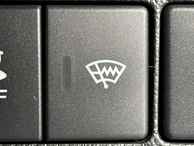 ホンダ フリード G ブラックスタイル 広島県 2023(令5)年 2.9万km プラチナホワイトパール 純正９型ナビ　/両側パワースライドドア　/シートヒーター　/レーダークルーズコントロール　/バックカメラ　/フルセグ　/レーンキープアシスト　/オートライト　/衝突軽減　/コーナーセンサー　/ETC　/ドライブレコーダー/純正１５インチアルミホイール(185/65/R15)/エアバック（運転席/助手席）