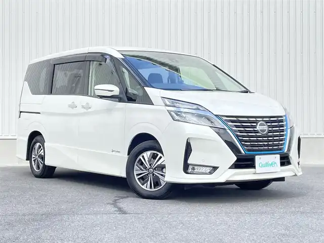 日産 セレナ e－パワー ハイウェイスター V 群馬県 2019(令1)年 2.8万km ブリリアントホワイトパール ワンオーナー/純正SDナビ/SD/CD/DVD/Bluetooth/AM/FM/ipod/USB/アラウンドビューモニター/フリップダウンモニター/両側パワースライドドア/プロパイロット/クルーズコントロール/ステアリングリモコン/コーナーセンサー/防水シート/ブラインドスポットモニター/衝突軽減ブレーキ/レーンキープアシスト/ふらつき防止システム/盗難防止システム/前後純正ドライブレコーダー/ビルドインETC2.0/オートブレーキホールド/オートLEDライト/フォグランプ/電動格納ドアミラーウインカー/プッシュスタート/純正ドアバイザー/純正フロアマット/スマートキー/取扱説明書/保証書/スペアキー