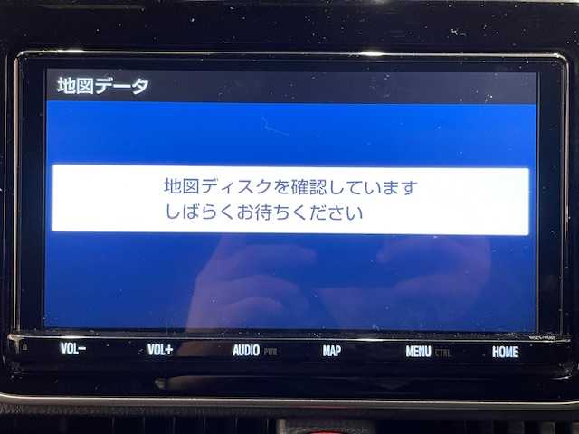 トヨタ ヴォクシー ZS 煌Ⅱ 埼玉県 2020(令2)年 2.3万km ブラック セーフティセンス/純正９インチナビ/ ＣＤ/ＤＶＤ/ＵＳＢ/フルセグＢＴ/バックカメラ/両側電動スライドドア/クルーズコントロール/ＬＥＤヘッドライト/純正１６インチアルミホイール/ＥＴＣ２．０/スマートキー/禁煙車